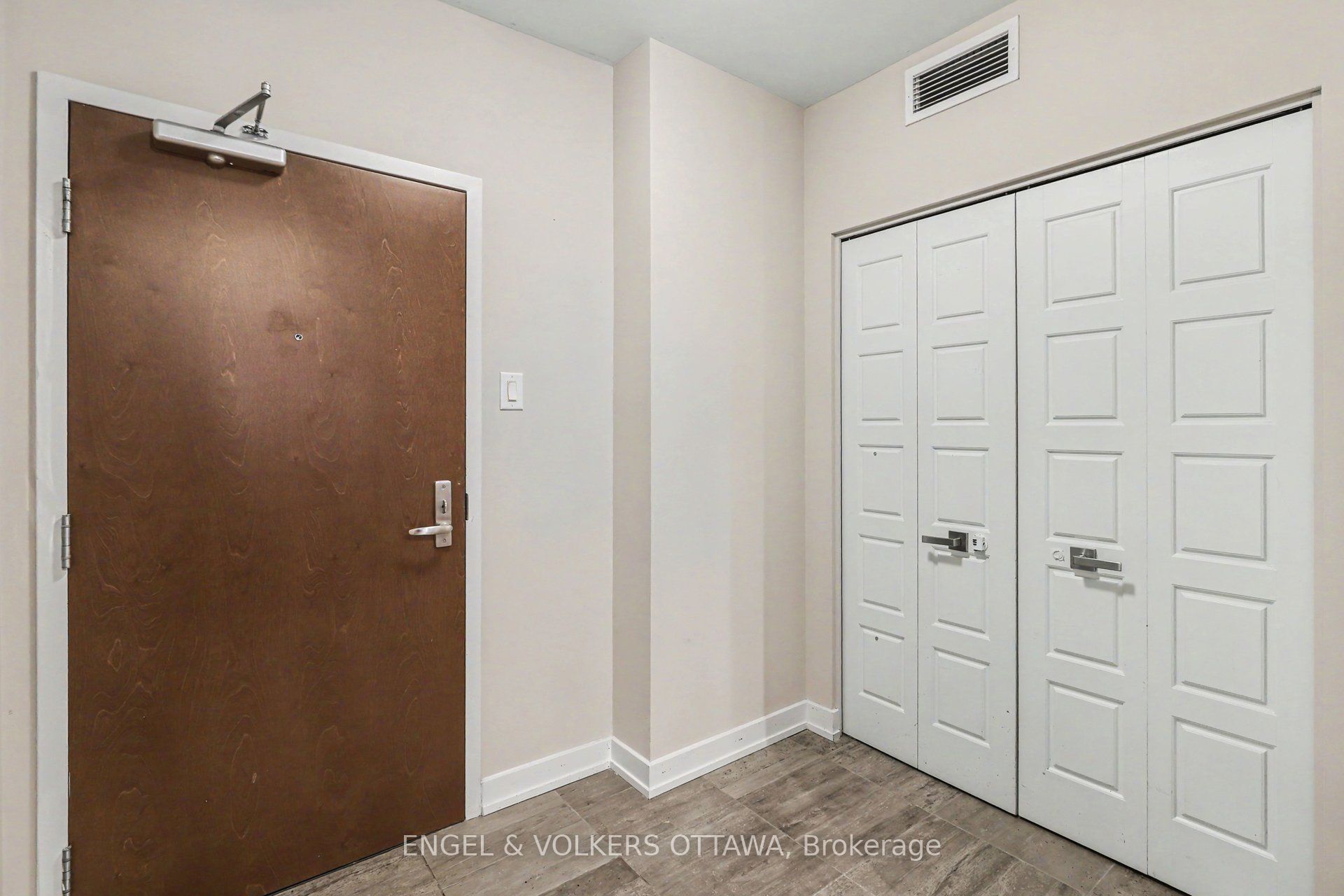Additional image 3 of 418-316 Bruyere Street, Ottawa, ON, K1N 5E7