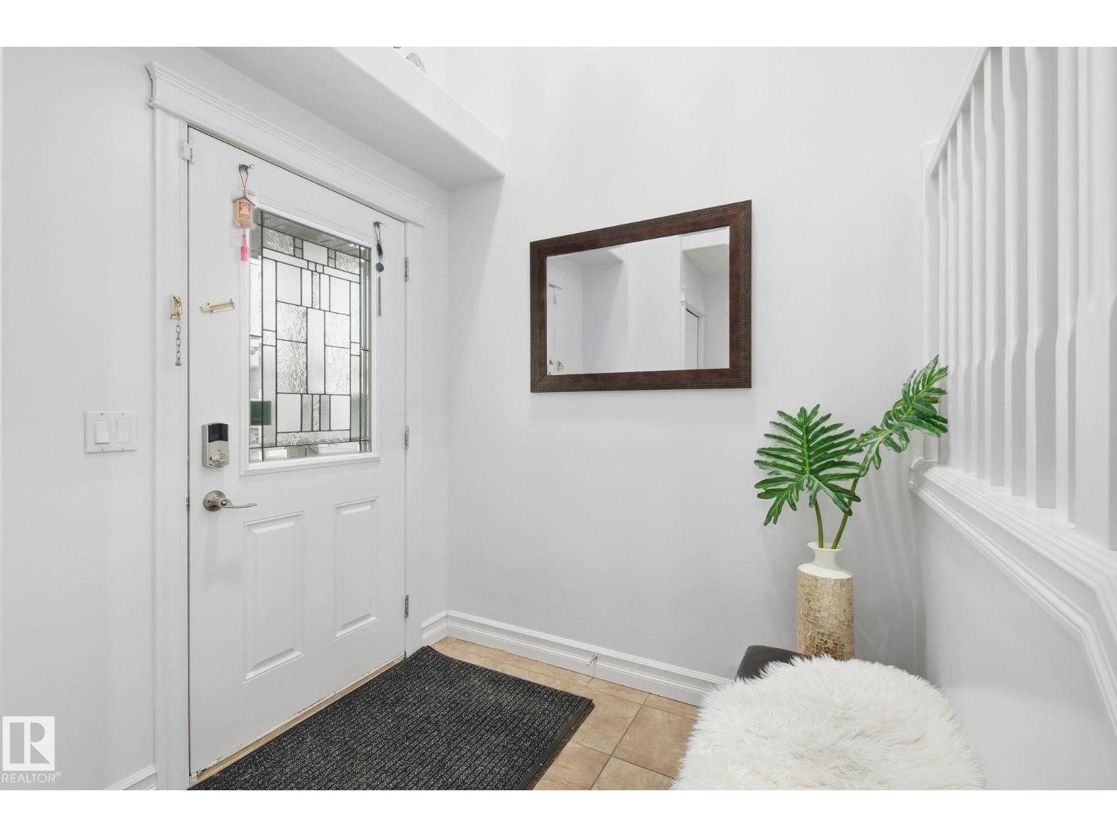 Additional image 4 of 3016 24 Avenue NW, Edmonton, AB, T6T0G7