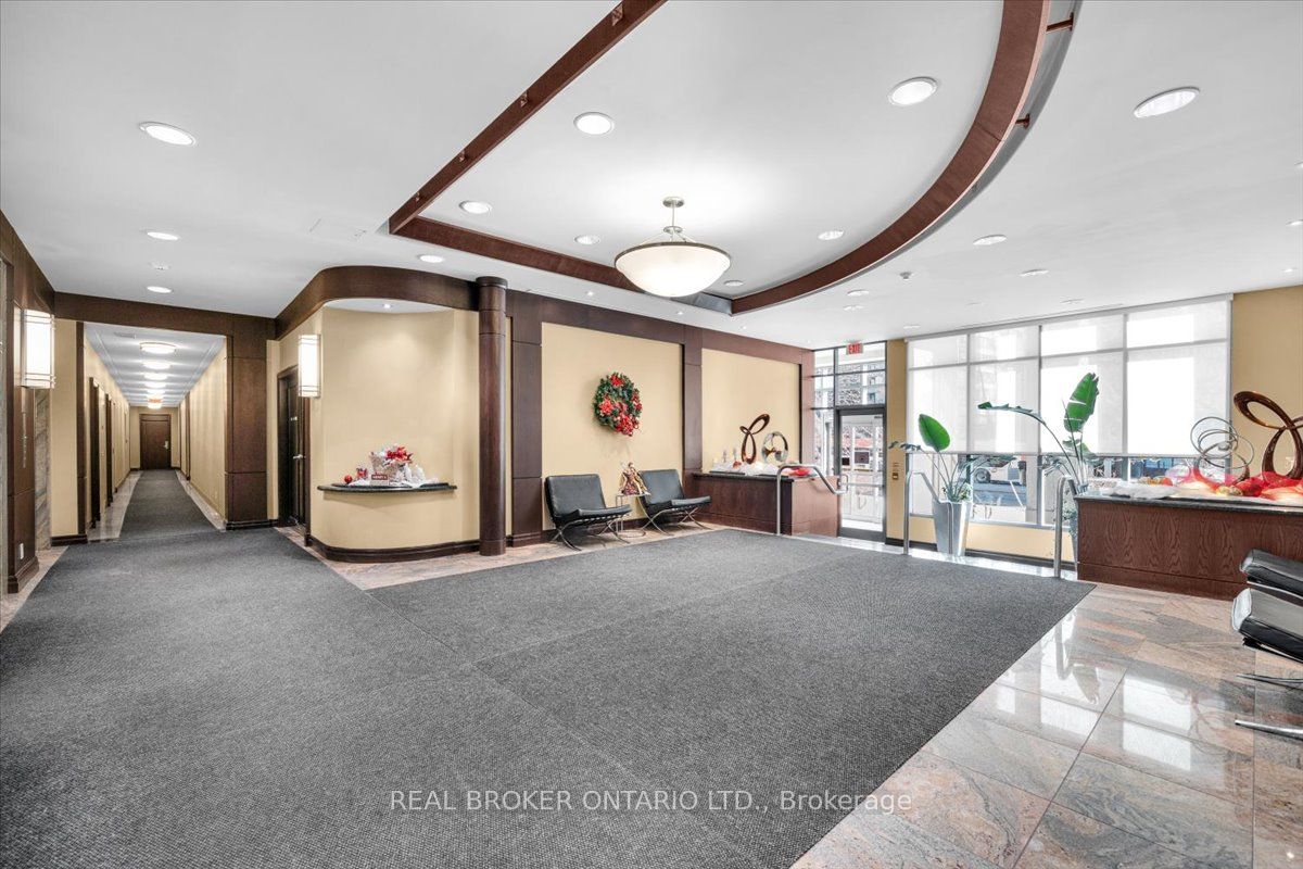 Additional image 6 of 312-335 Rathburn Road W, Mississauga, ON, L5B 0C8