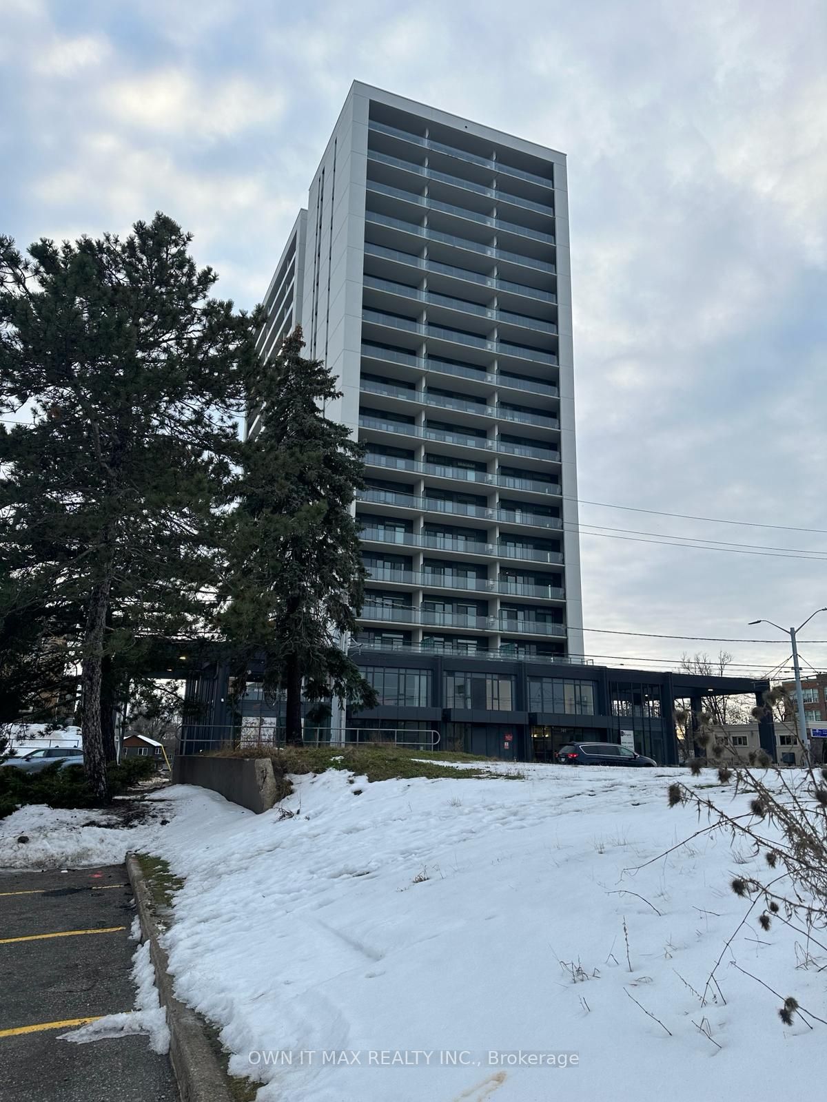 Additional image 2 of 1406-741 King Street, Kitchener, ON, N2G 1E5