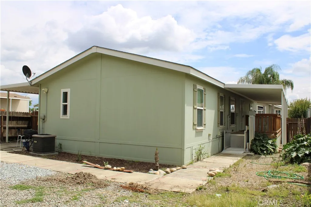 Additional image 69 of 100 S Westwood Street Unit 20, Porterville, CA 93257