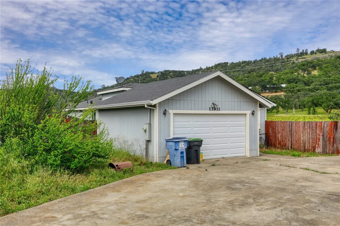 Additional image 25 of 13911 Hickory Cir, Clearlake Oaks, CA 95423