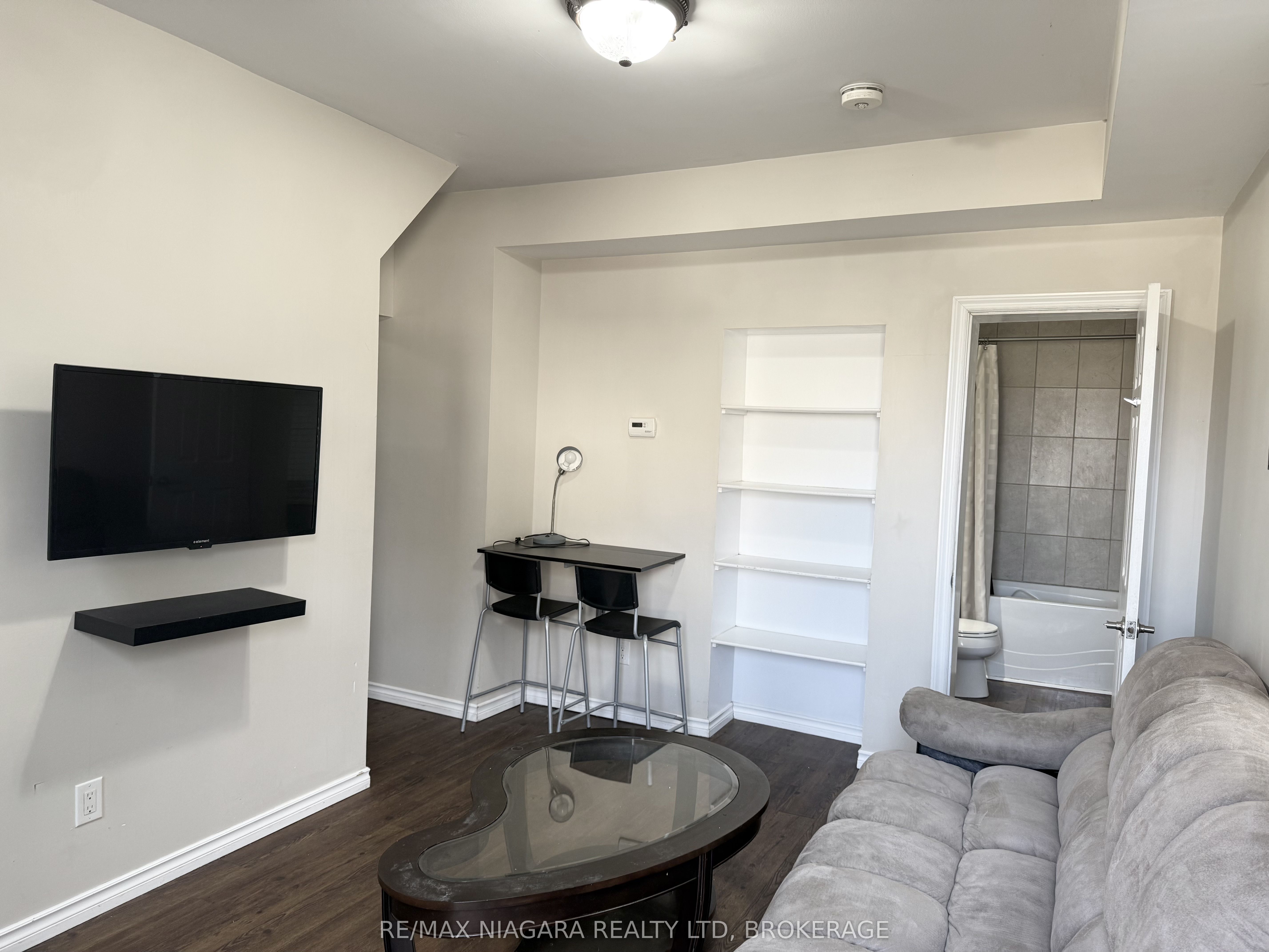 Additional image 4 of Unit 2-4686 Zimmerman Avenue, Niagara Falls, ON, L2E 3M6