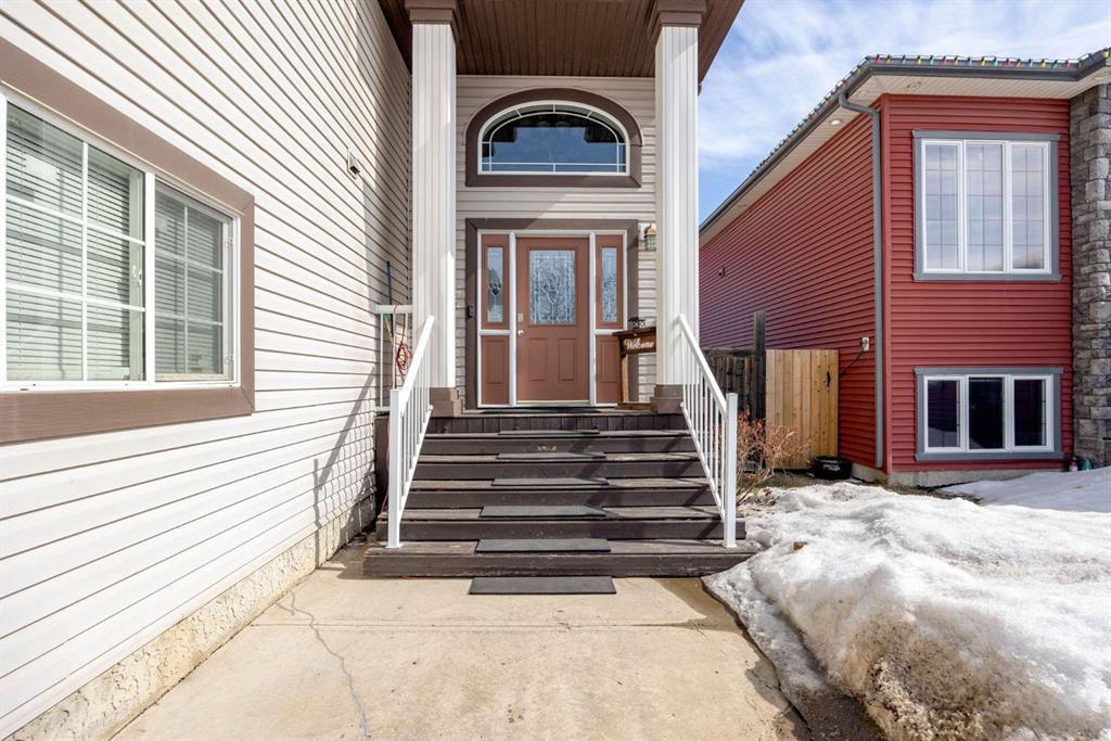 Additional image 2 of 295 Rattlepan Creek Crescent, Fort Mcmurray, AB, T9K 2V4