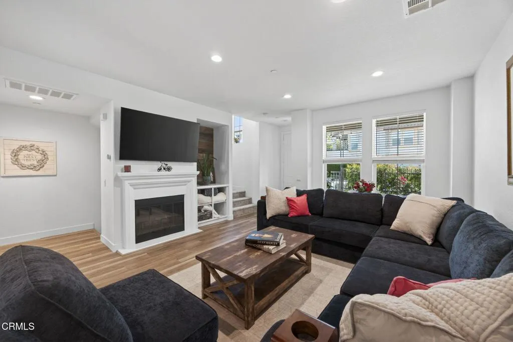 Additional image 6 of 209 Via Antonio, Thousand Oaks, CA 91320