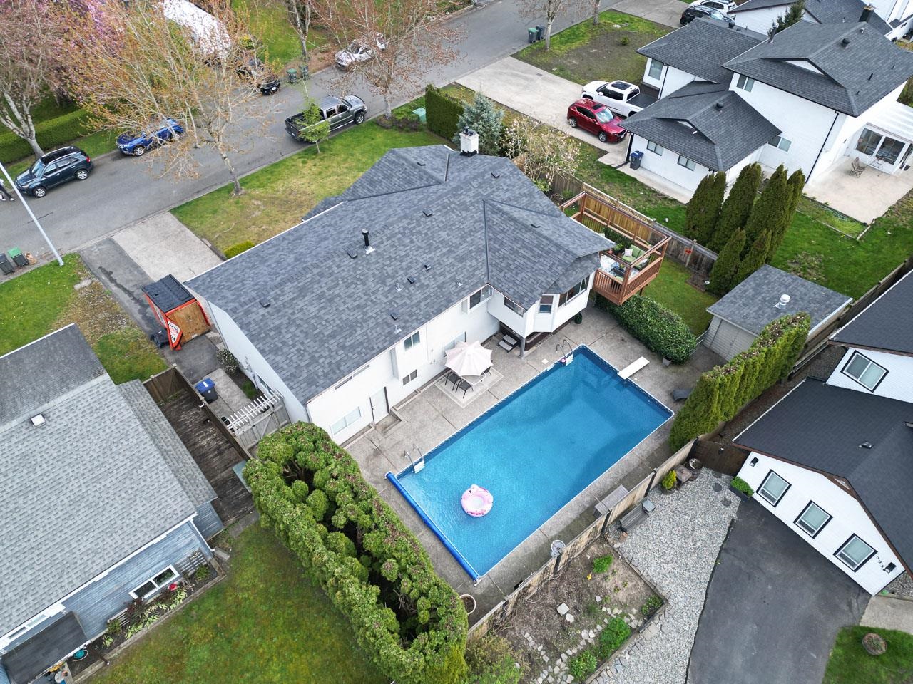 18320 59a Avenue, Surrey, BC, V3S 5Y1