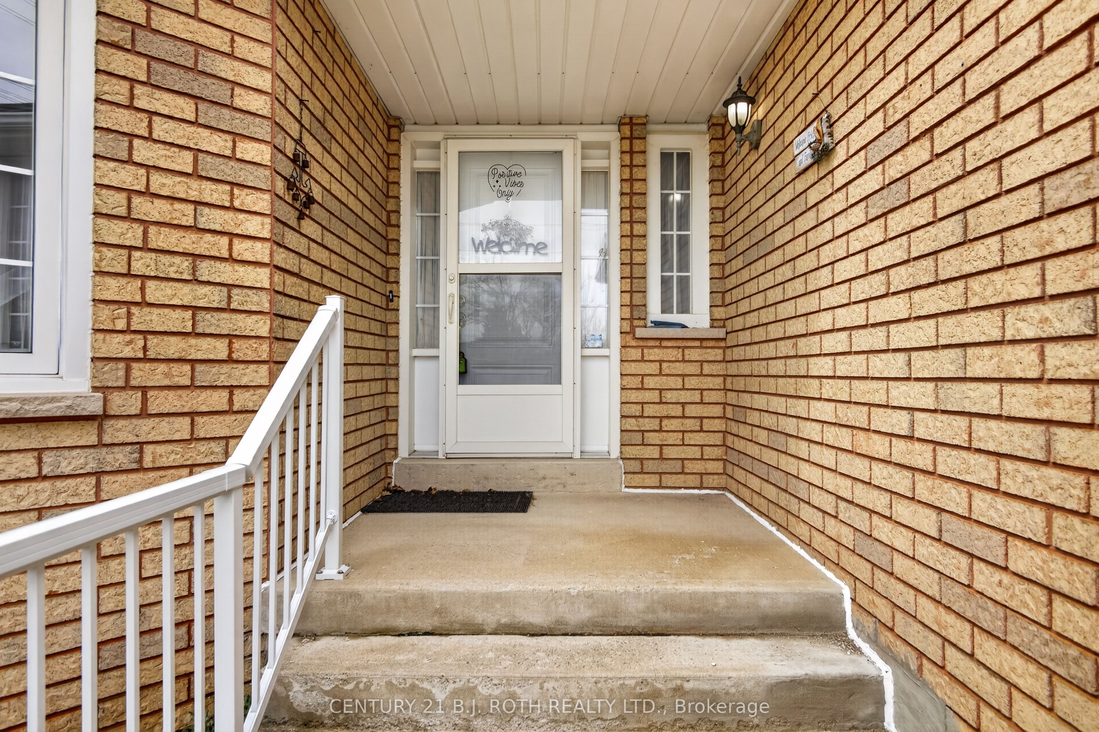 Additional image 2 of 164 Livingstone Street W, Barrie, ON, L4N 7J7