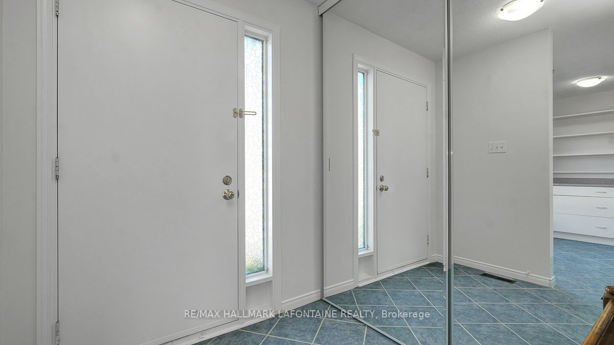 Additional image 3 of 46-890 Cahill Drive W, Ottawa, ON, K1V 9A4