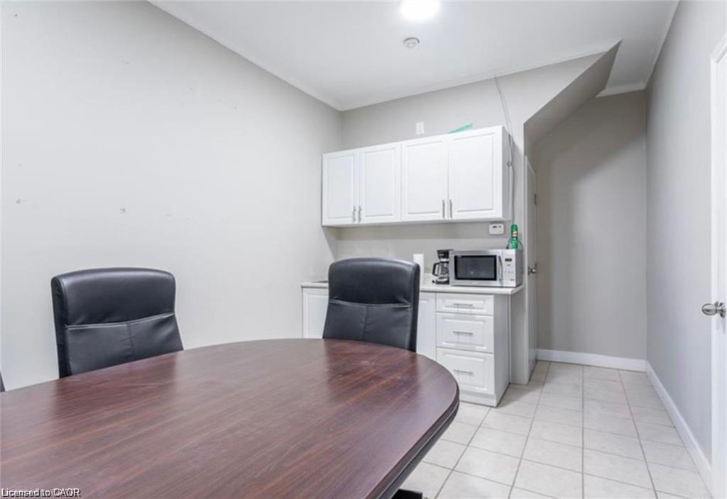 Additional image 2 of 833 King Street E, Hamilton, ON, L8M 1B1