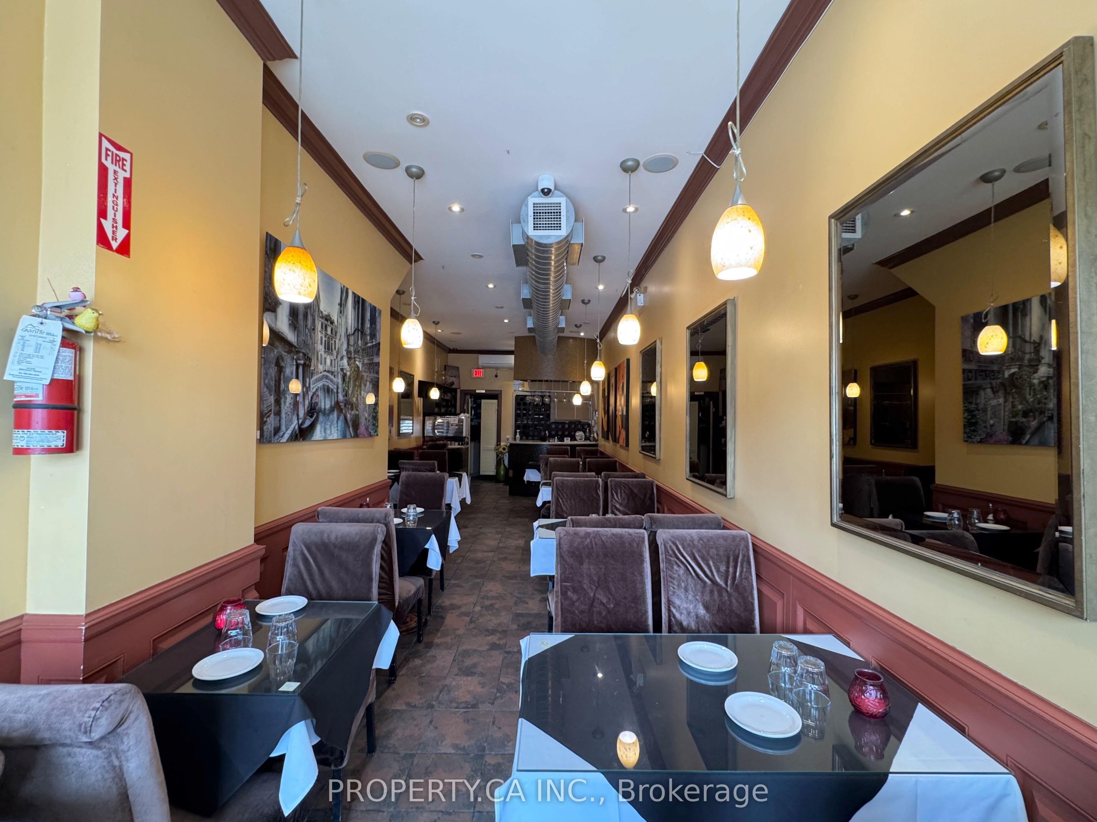 Additional image 2 of 2372 Bloor Street W, Toronto, ON, M6S 1P5