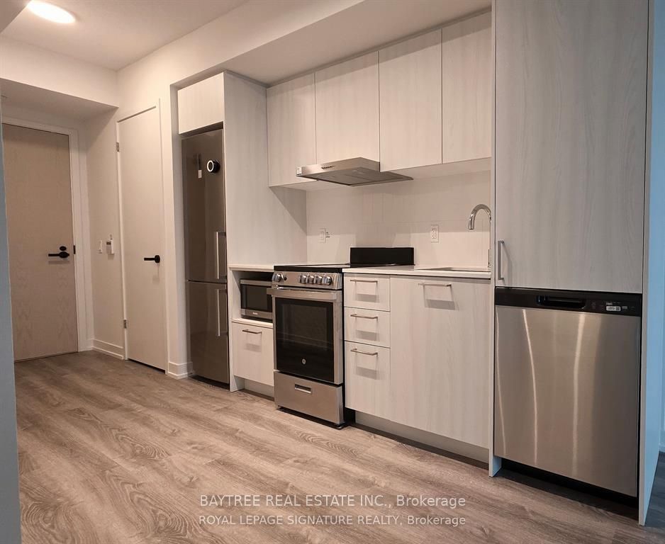 3302-195 Commerce Street, Vaughan, ON, L4K 0P9