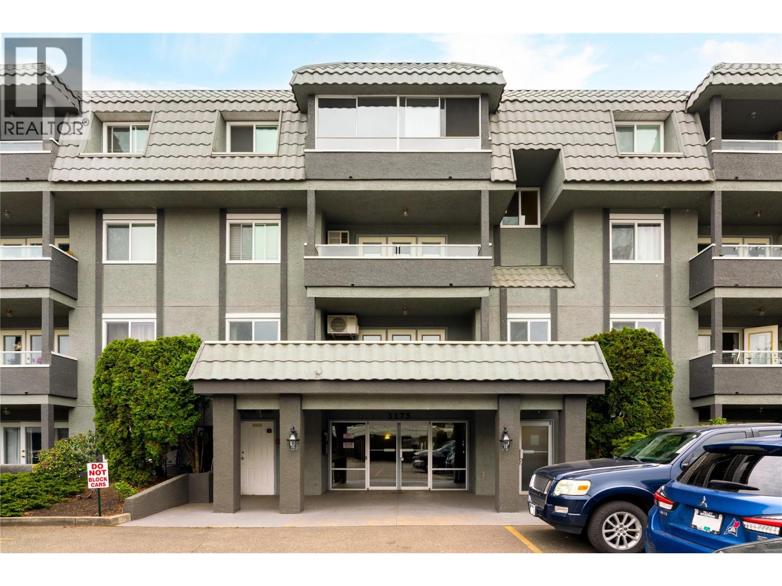 204-3175 De Montreuil Court, Kelowna, BC, V1W3W2