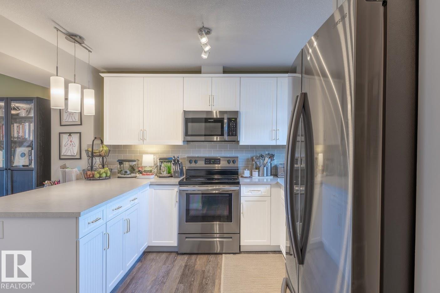 Additional image 4 of 565 Chappelle Drive SW, Edmonton, AB, T6W2B5