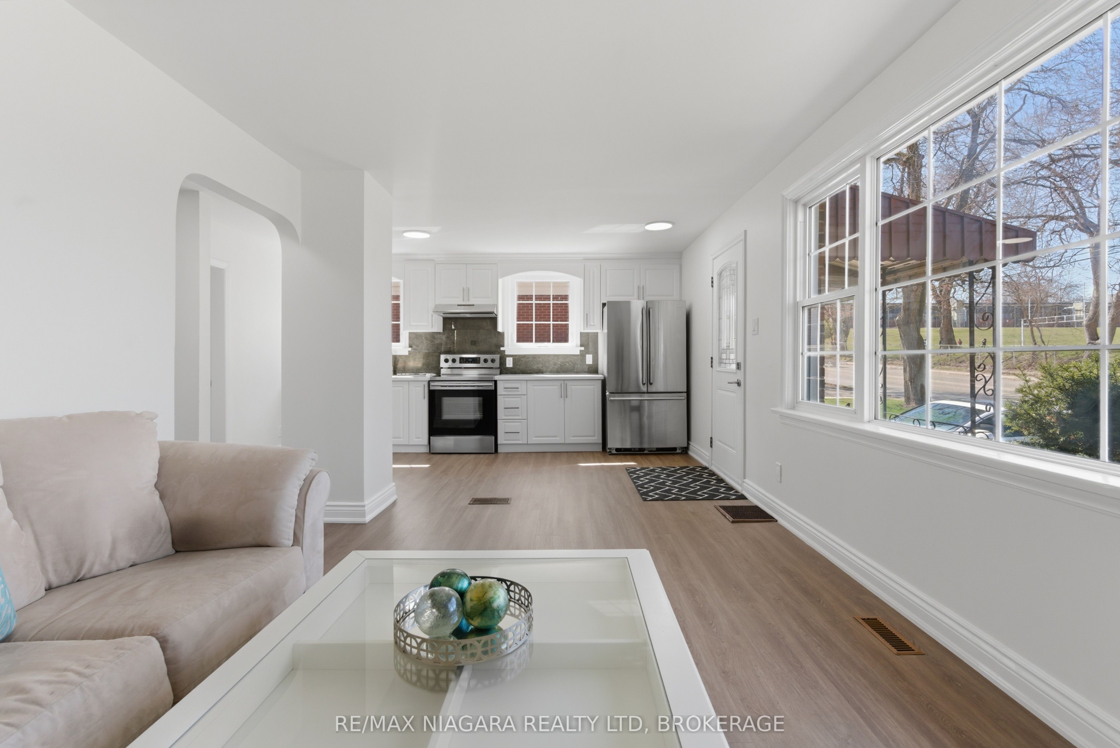 Additional image 6 of 5654 Drummond Road, Niagara Falls, ON, L2G 4L4