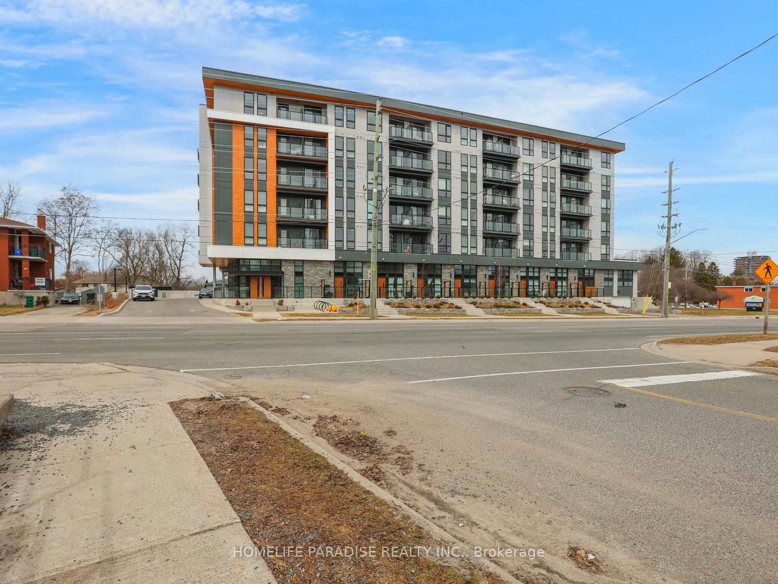 416-312 Erb Street W, Waterloo, ON, N2L 1W3
