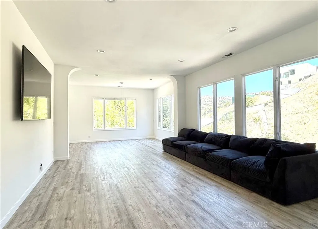 Additional image 9 of 43 Flintlock Ln, Bell Canyon, CA 91307