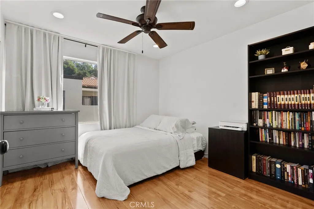 Additional image 24 of 21200 Trumpet Dr Unit 205, Newhall, CA 91321