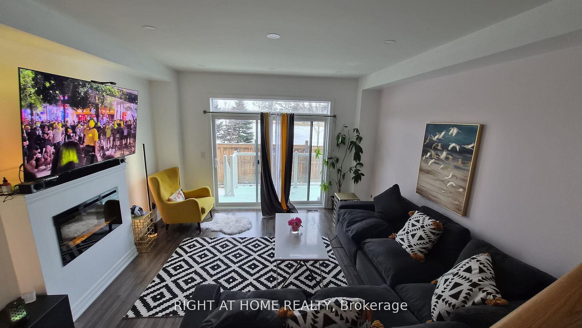 Additional image 5 of 34-384 Arctic Red Drive, Oshawa, ON, L1L 0M5