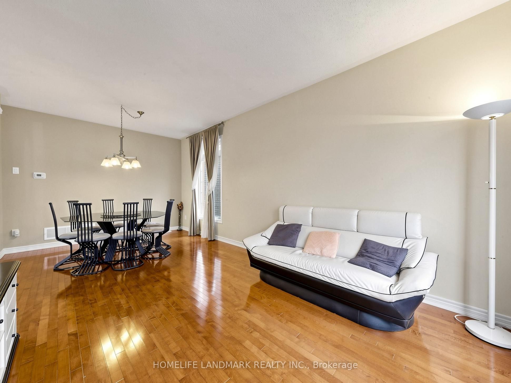 Additional image 6 of 70 Burgundy Trail, Vaughan, ON, L4J 8V9