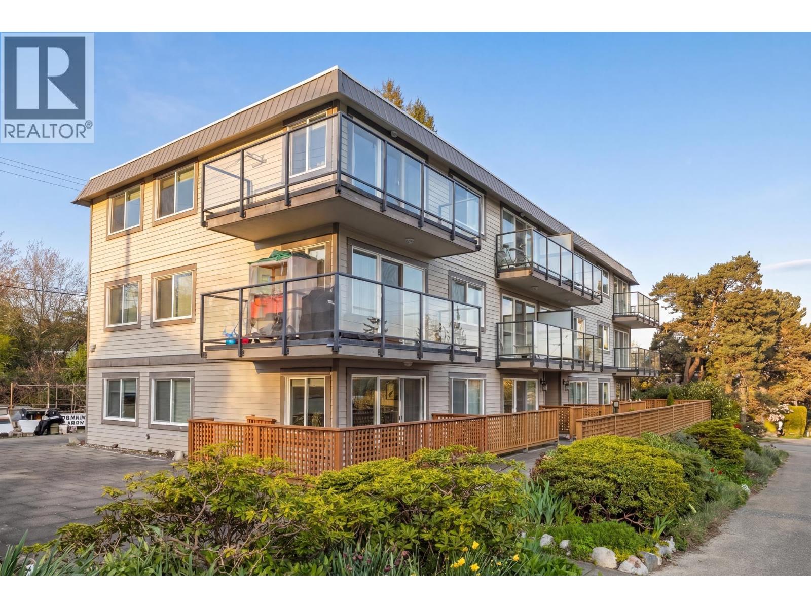 10-2223 Prince Edward Street, Vancouver, BC, V5T 4K6