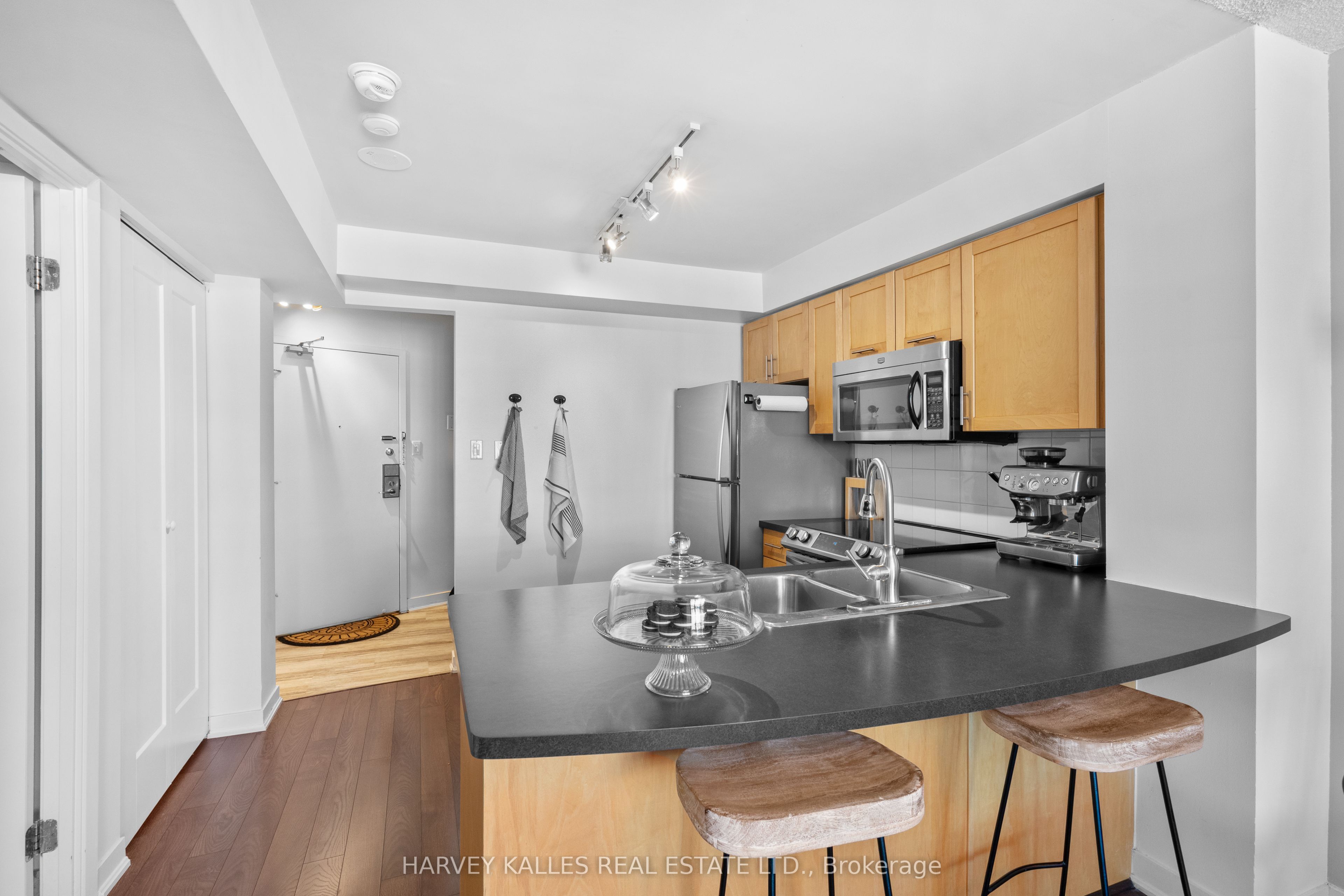 Additional image 4 of 803-650 Queens Quay W, Toronto, ON, M5V 3N2