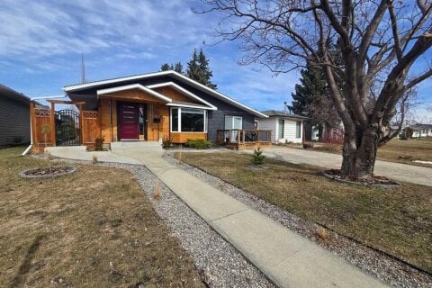 Additional image 7 of 5750 41 Street Crescent, Red Deer, AB, T4N 1B2