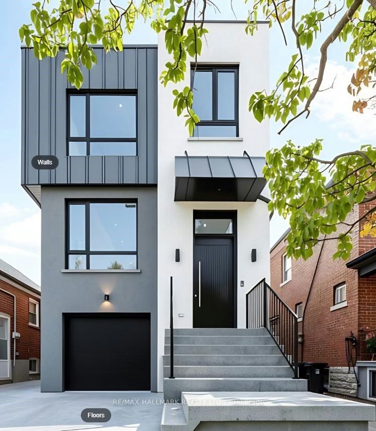 39 Lanark Avenue, Toronto, ON, M6C 2B5