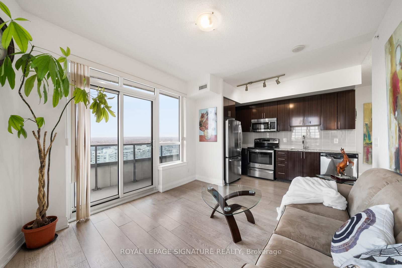 Additional image 3 of 2108-7171 Yonge Street, Markham, ON, L3T 0C5