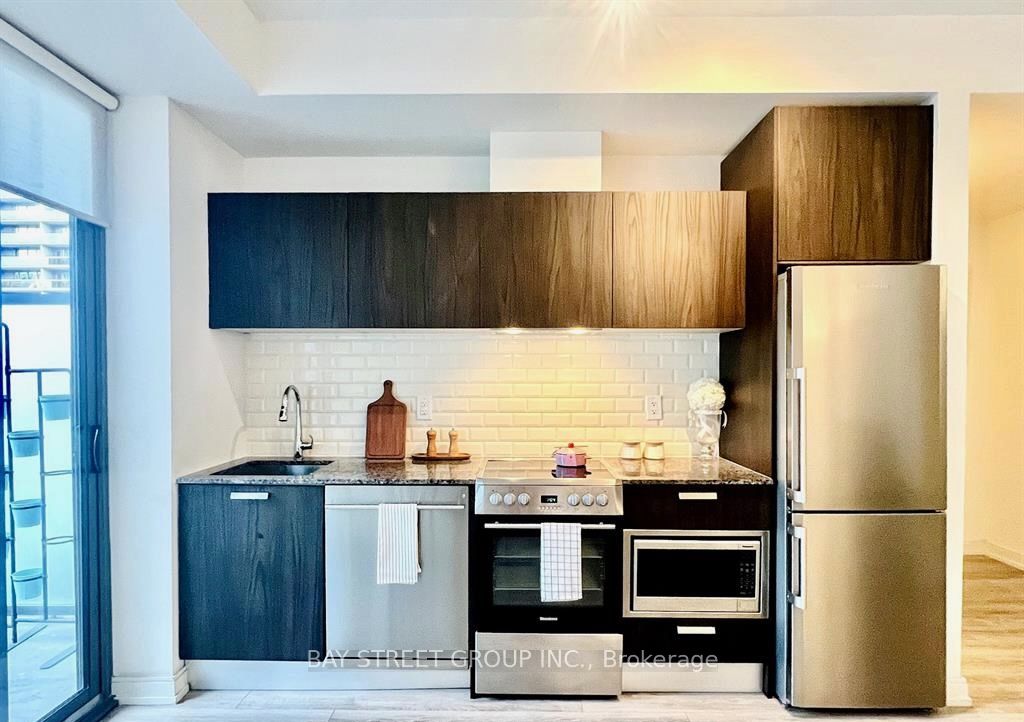 Additional image 5 of 1011-50 Charles Street E, Toronto, ON, M4Y 0C3