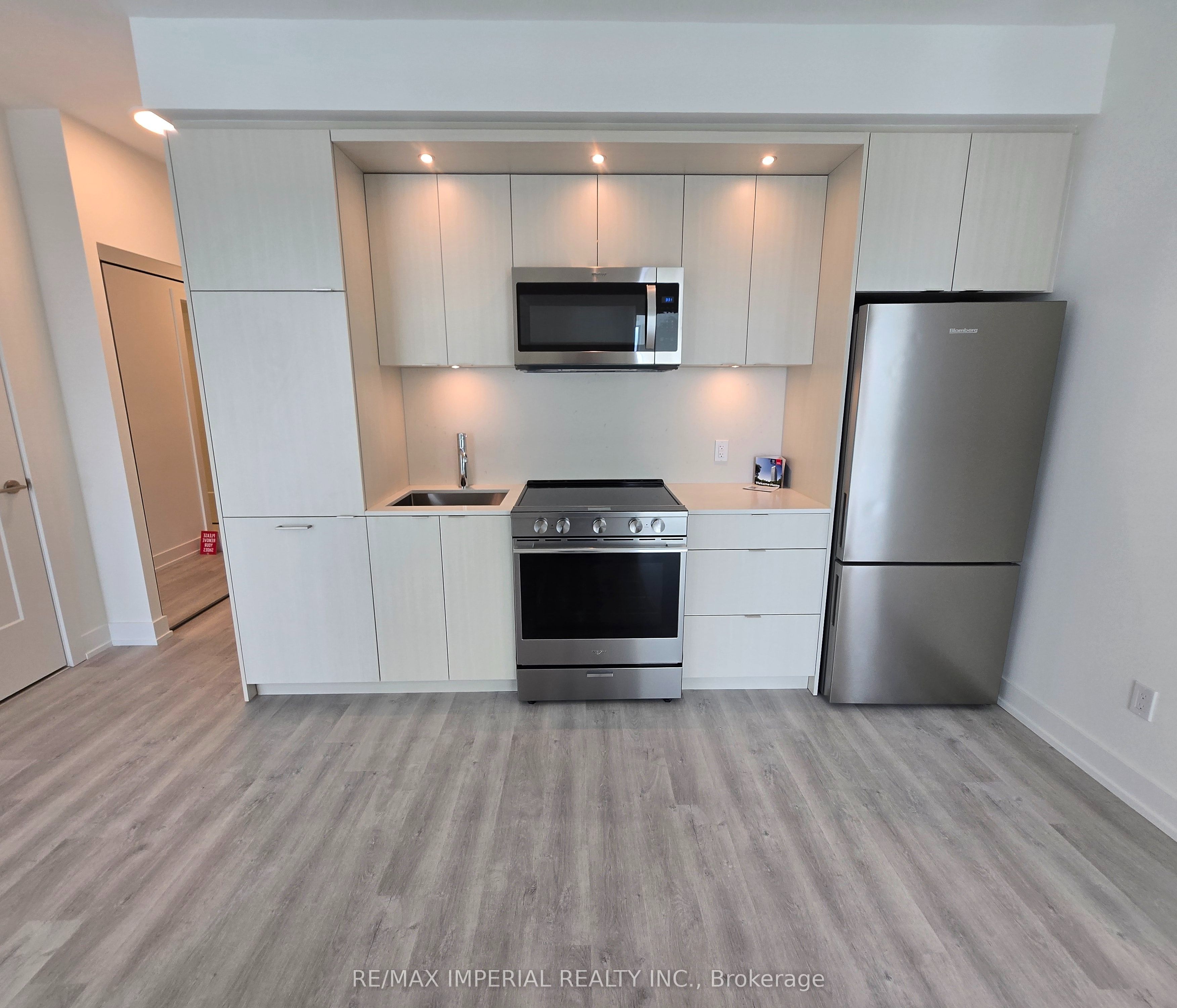 Additional image 4 of 2110-60 Central Park Parkway, Toronto, ON, M9A 3K1