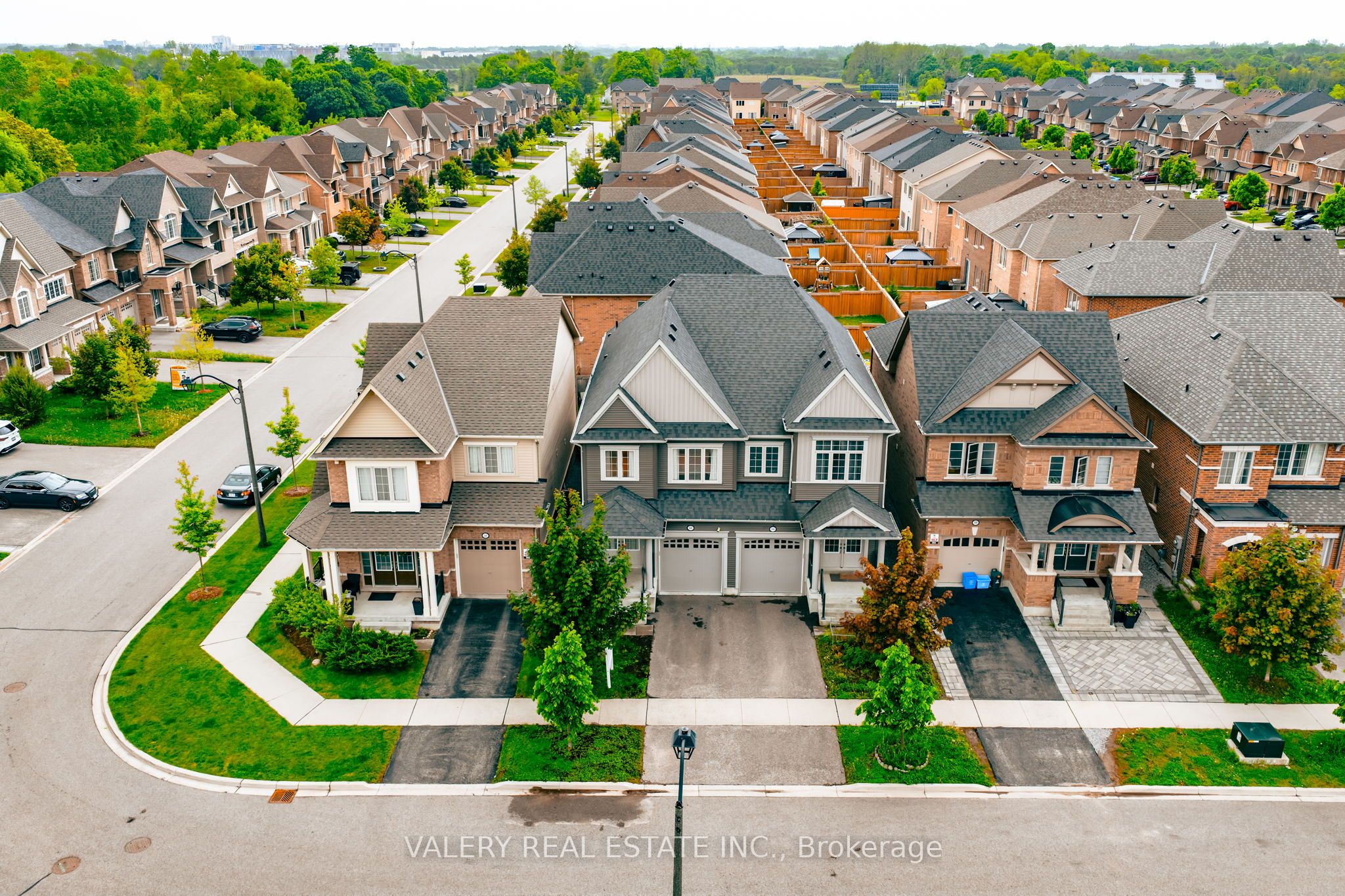 2442 Equestrian Crescent, Oshawa, ON, L1L 0L7