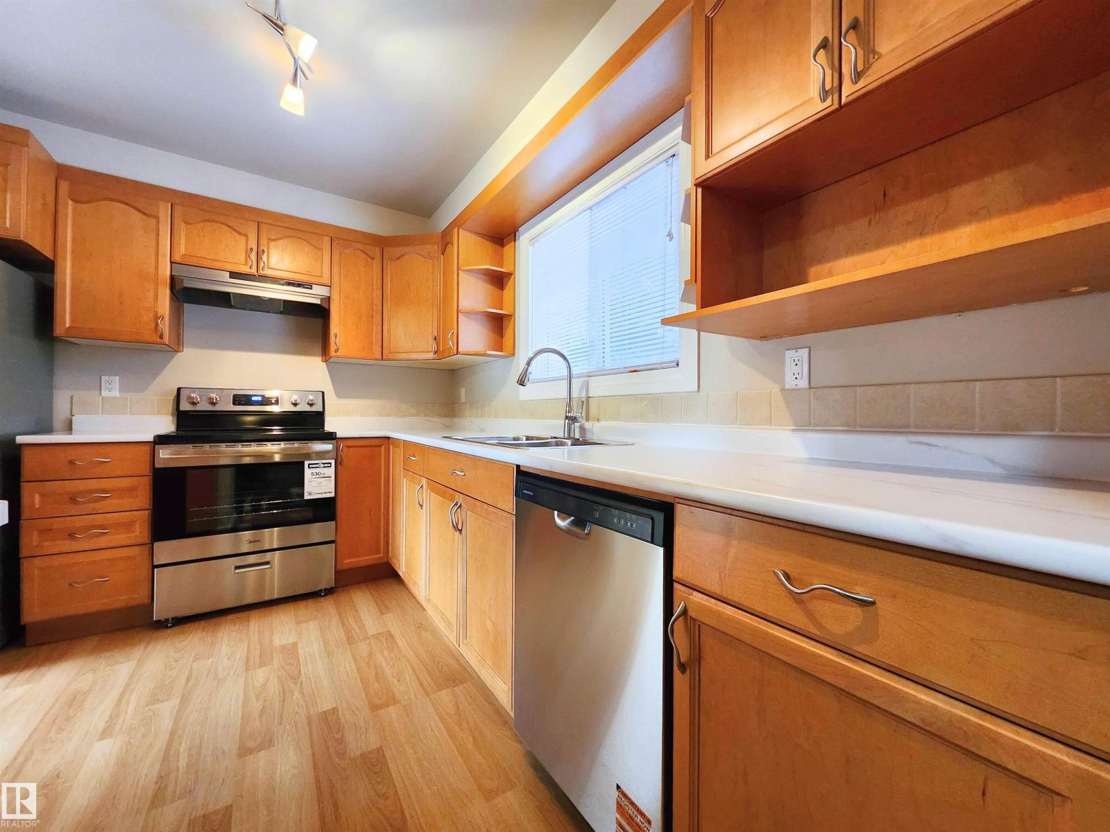 Additional image 2 of 69-3812 20 Avenue NW, Edmonton, AB, T6L4B2