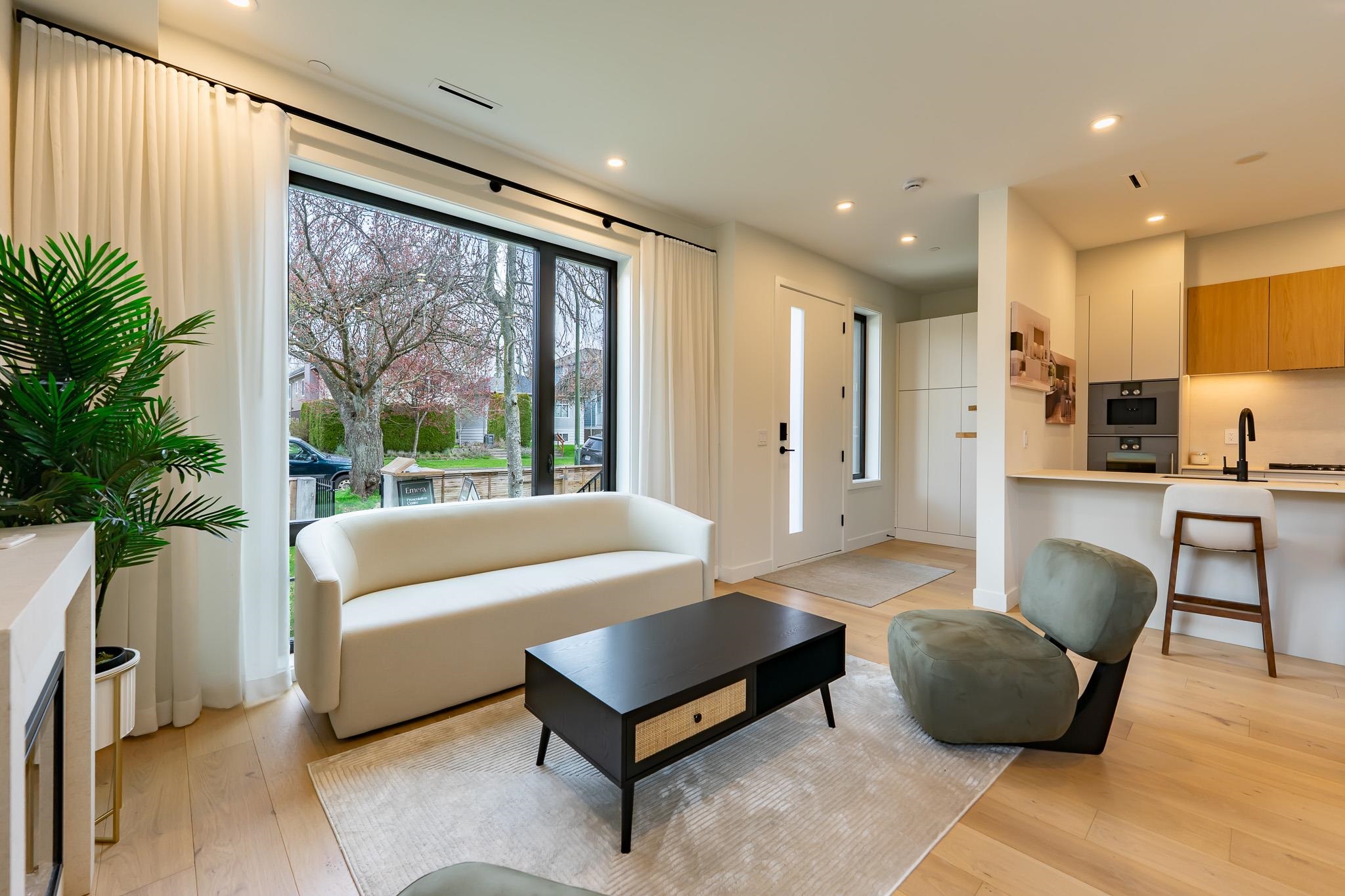 Additional image 3 of 858 64th Avenue W, Vancouver, BC, V6B 2L4