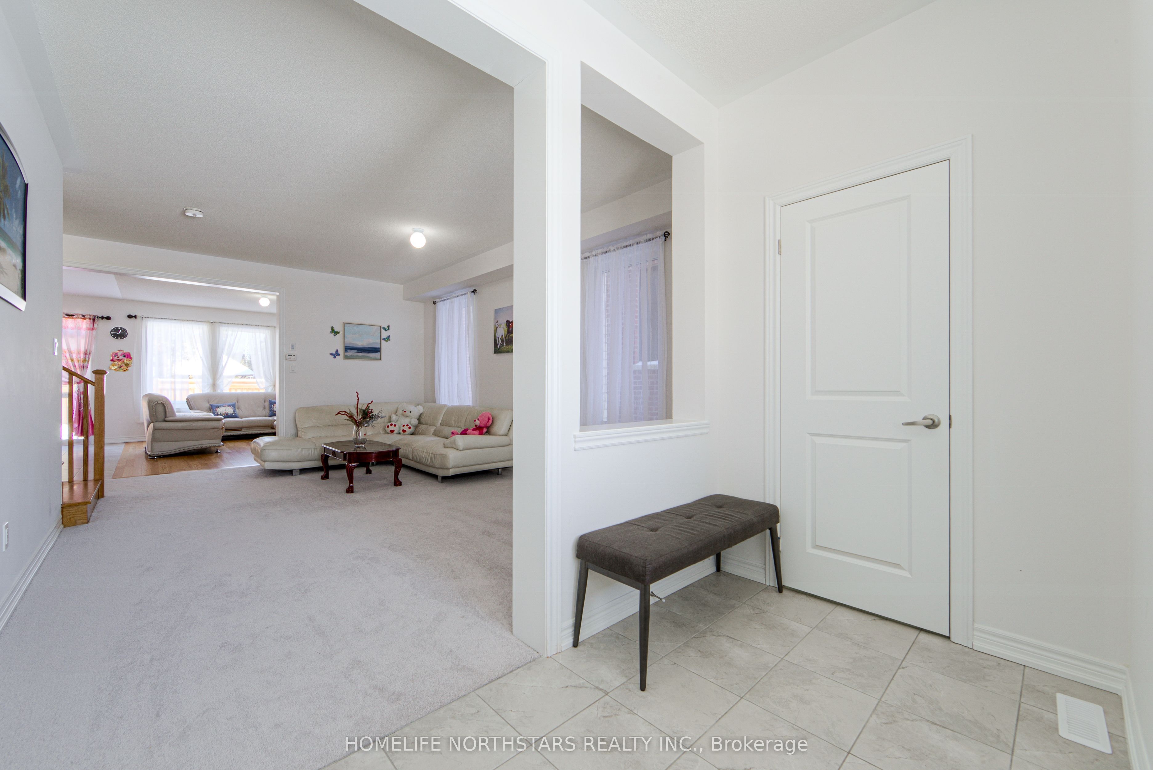 Additional image 3 of 7 Wakefield Boulevard, Essa, ON, L3W 0L7