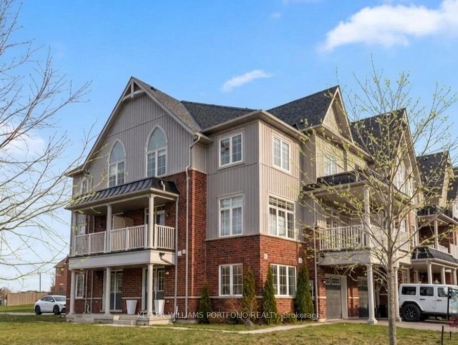 53 Blackpool Lane, East Gwillimbury, ON, L9N 0R7