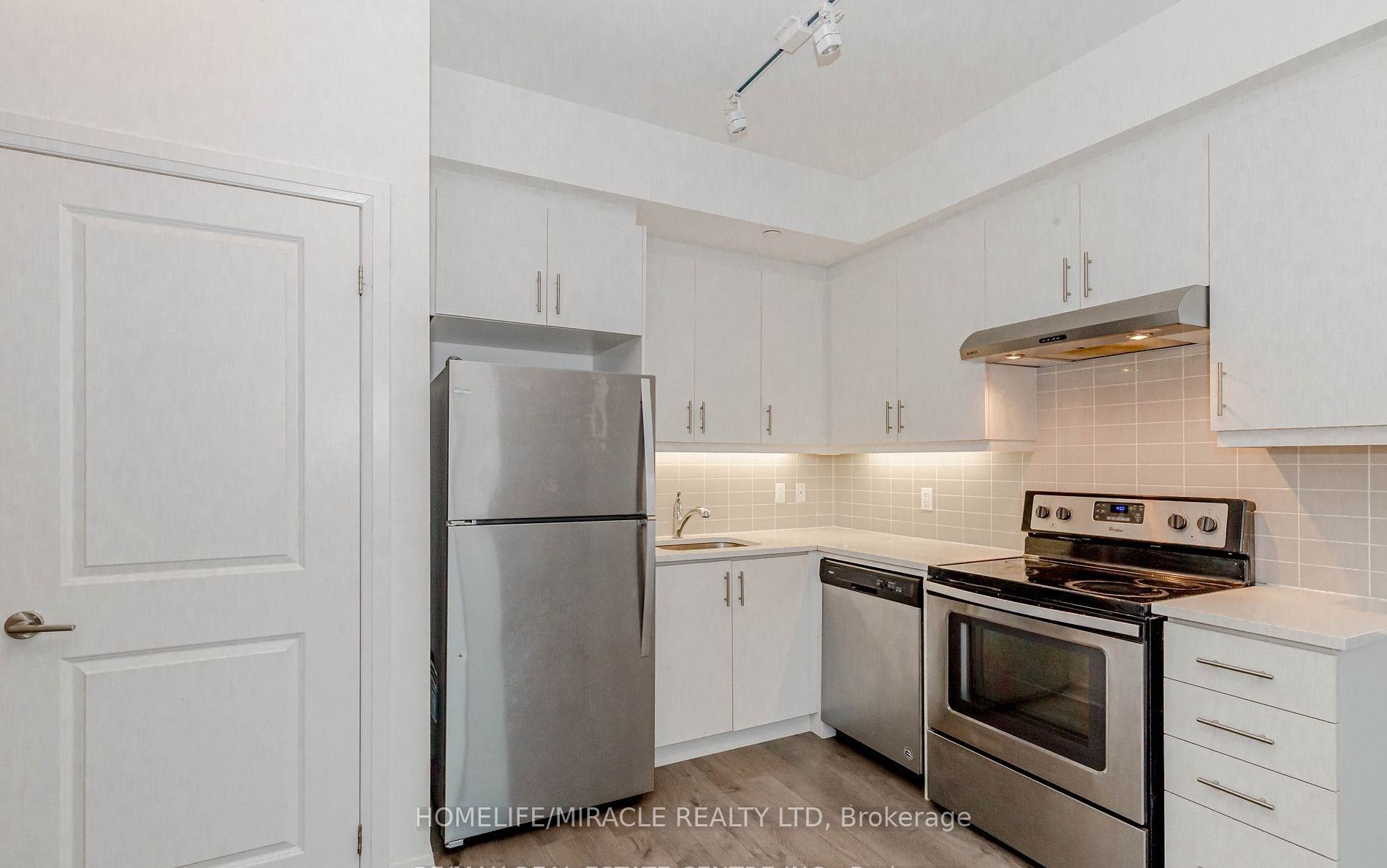 Additional image 5 of 906-17 Zorra Street, Toronto, ON, M8Z 0C8