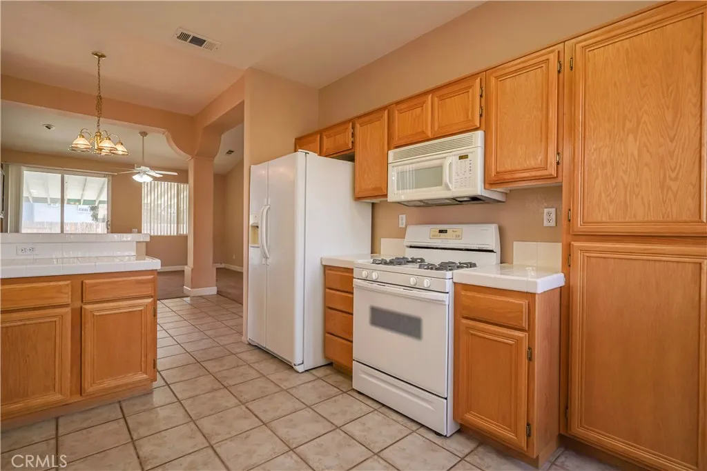 Additional image 9 of 13055 Madison Circle, Victorville, CA 92392