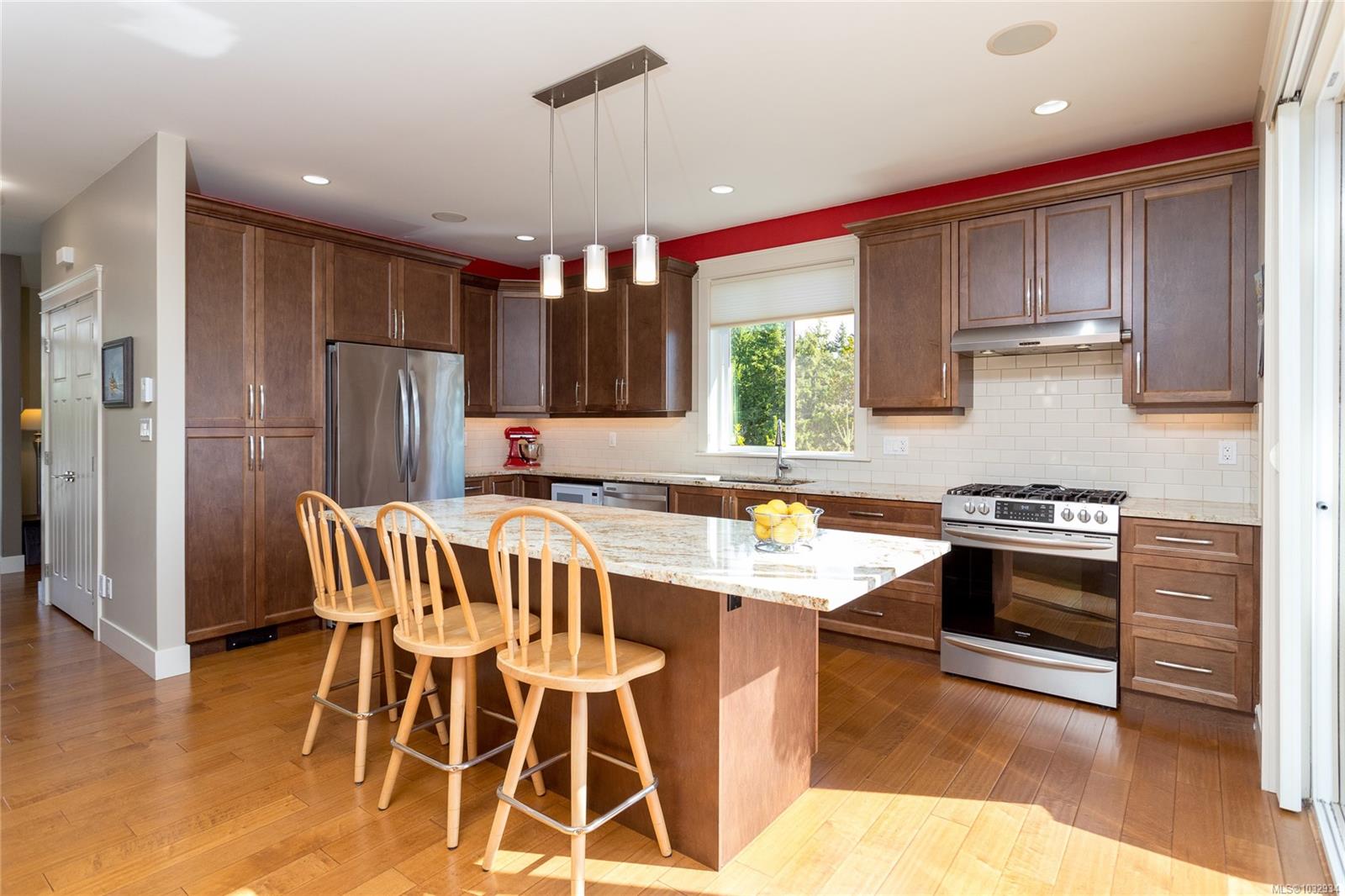 Additional image 3 of 6963 Bentley Place, Sooke, BC, V9Z 1M4