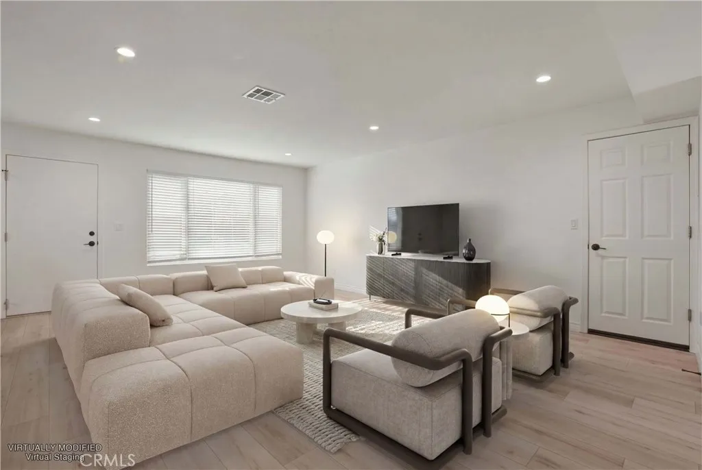 Additional image 7 of 8839 Cedros Avenue Unit 3, Panorama City, CA 91402