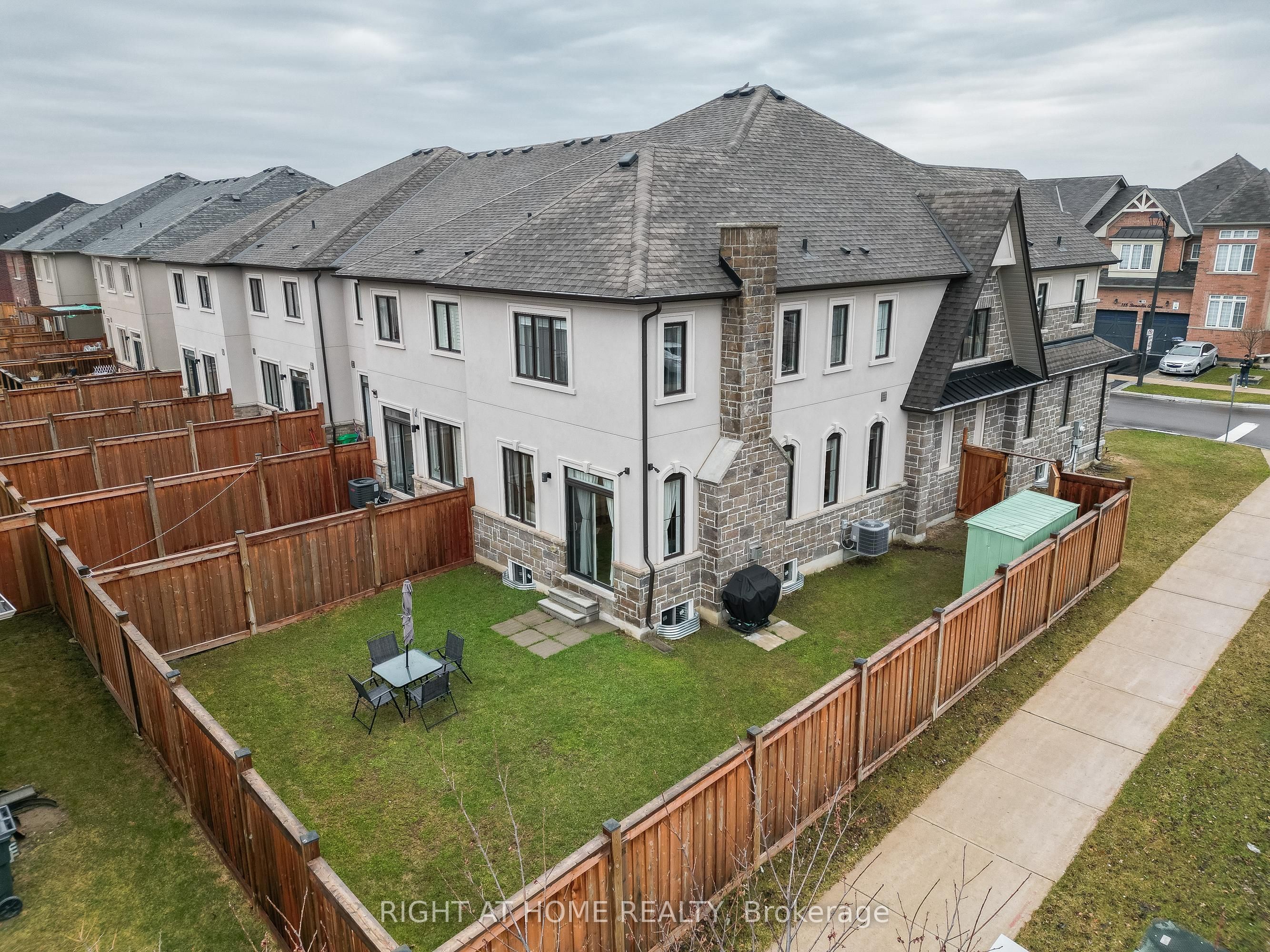 Additional image 3 of 133 Benadir Avenue, Caledon, ON, L7C 4E7