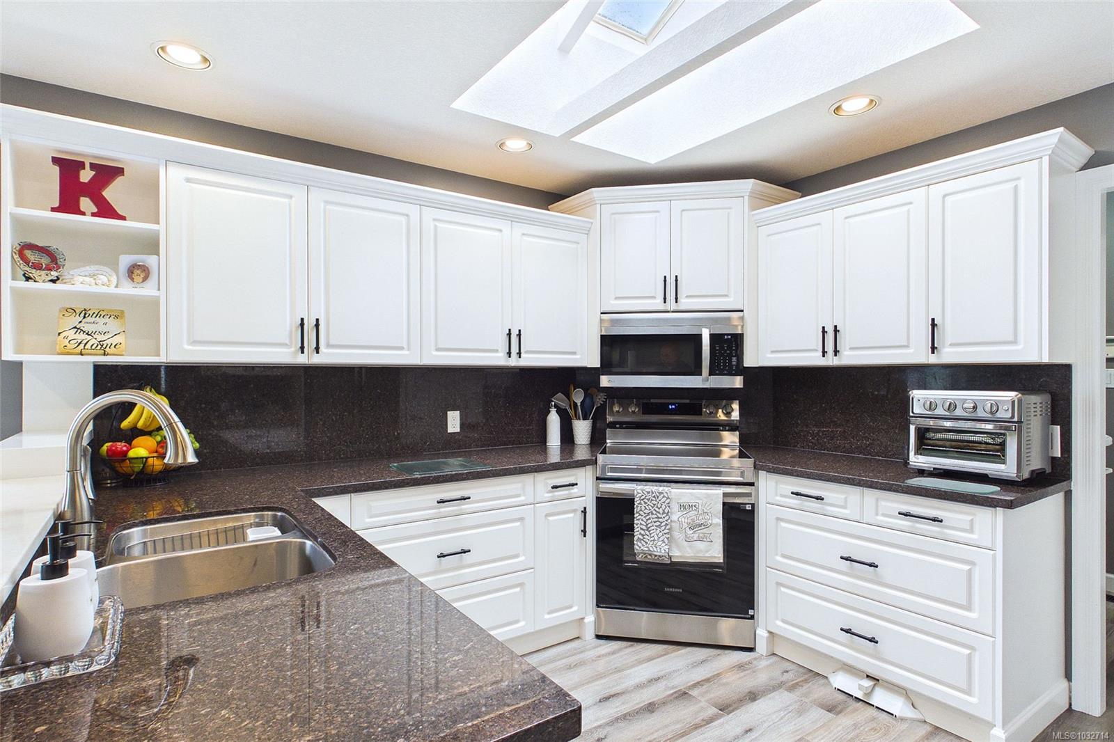 Additional image 5 of 6062 Clarence Way, Nanaimo, BC, V9V 1R7