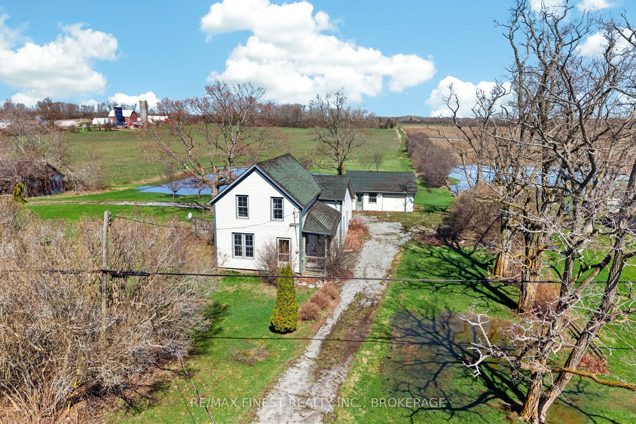17020 Loyalist Parkway, Prince Edward County, ON, K0K 3L0