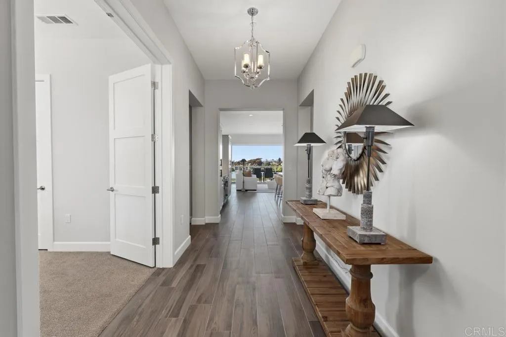 Additional image 3 of 2323 Ocean Street, Carlsbad, CA 92008