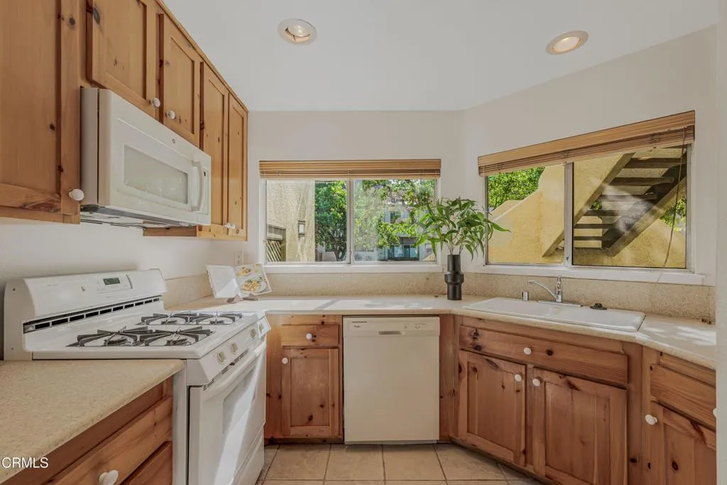 Additional image 12 of 3234 Darby Street Unit 128, Simi Valley, CA 93063
