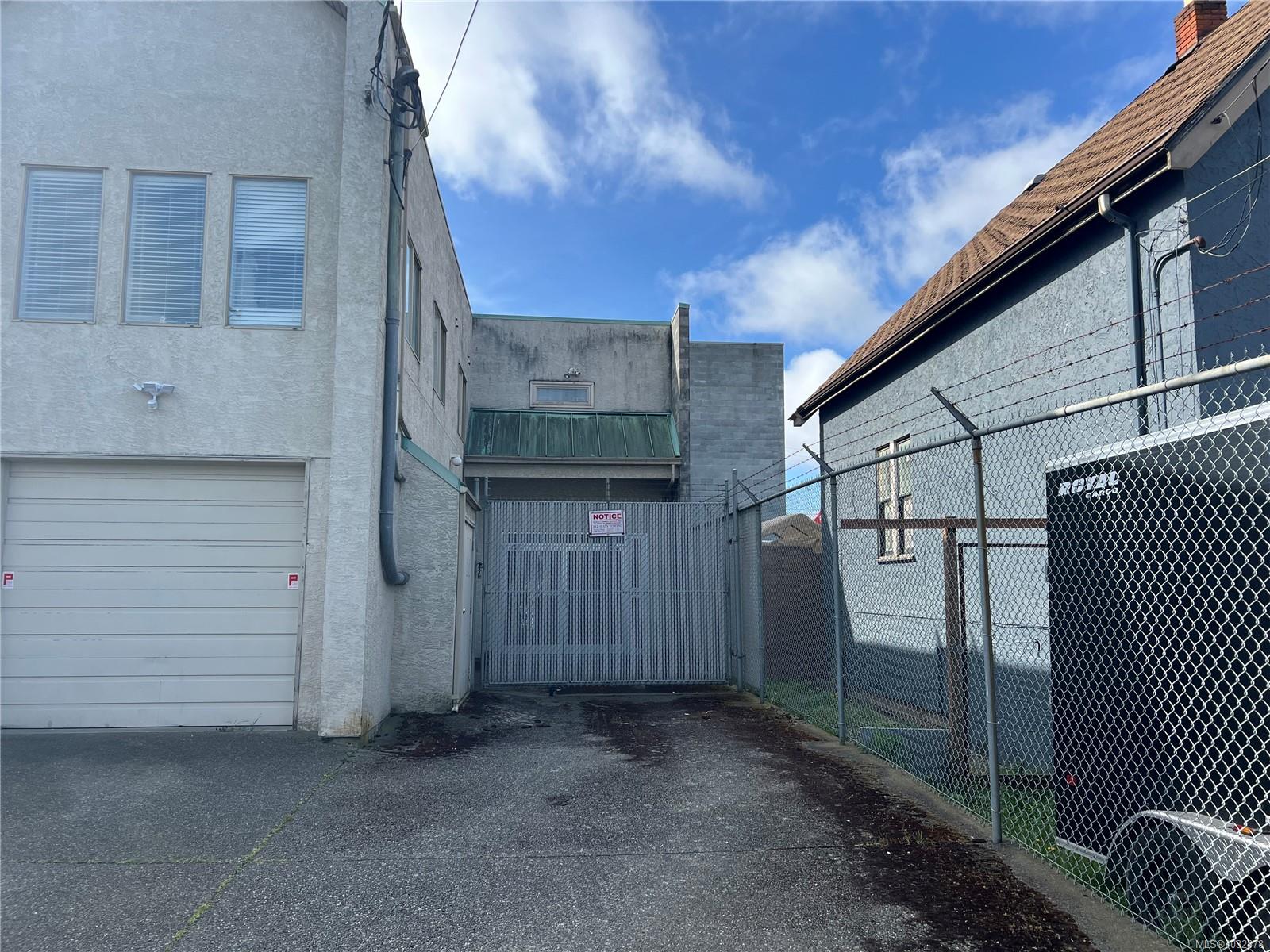 Additional image 2 of 727 Queens Avenue, Victoria, BC, V8T 1M2