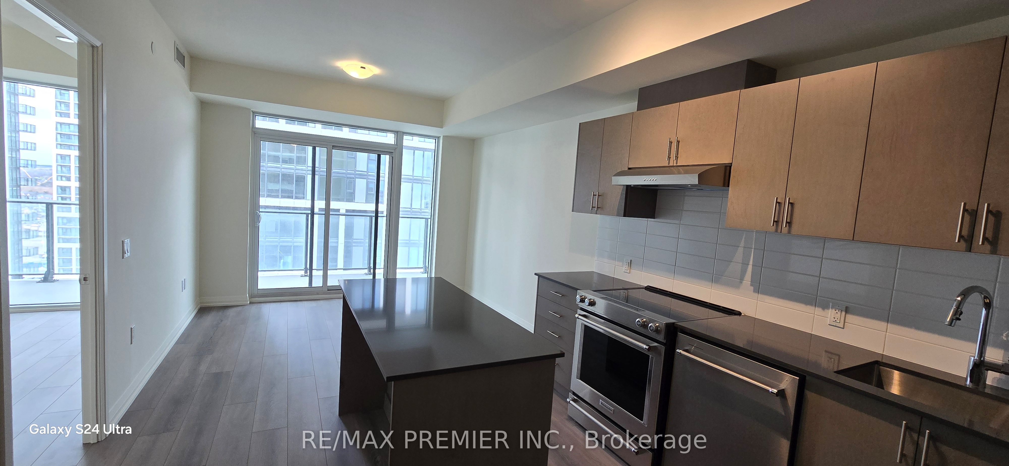 Additional image 4 of 1819-8960 Jane Street, Vaughan, ON, L4K 0N9