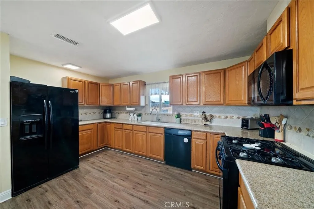 Additional image 6 of 16219 Manzanita St, Hesperia, CA 92345