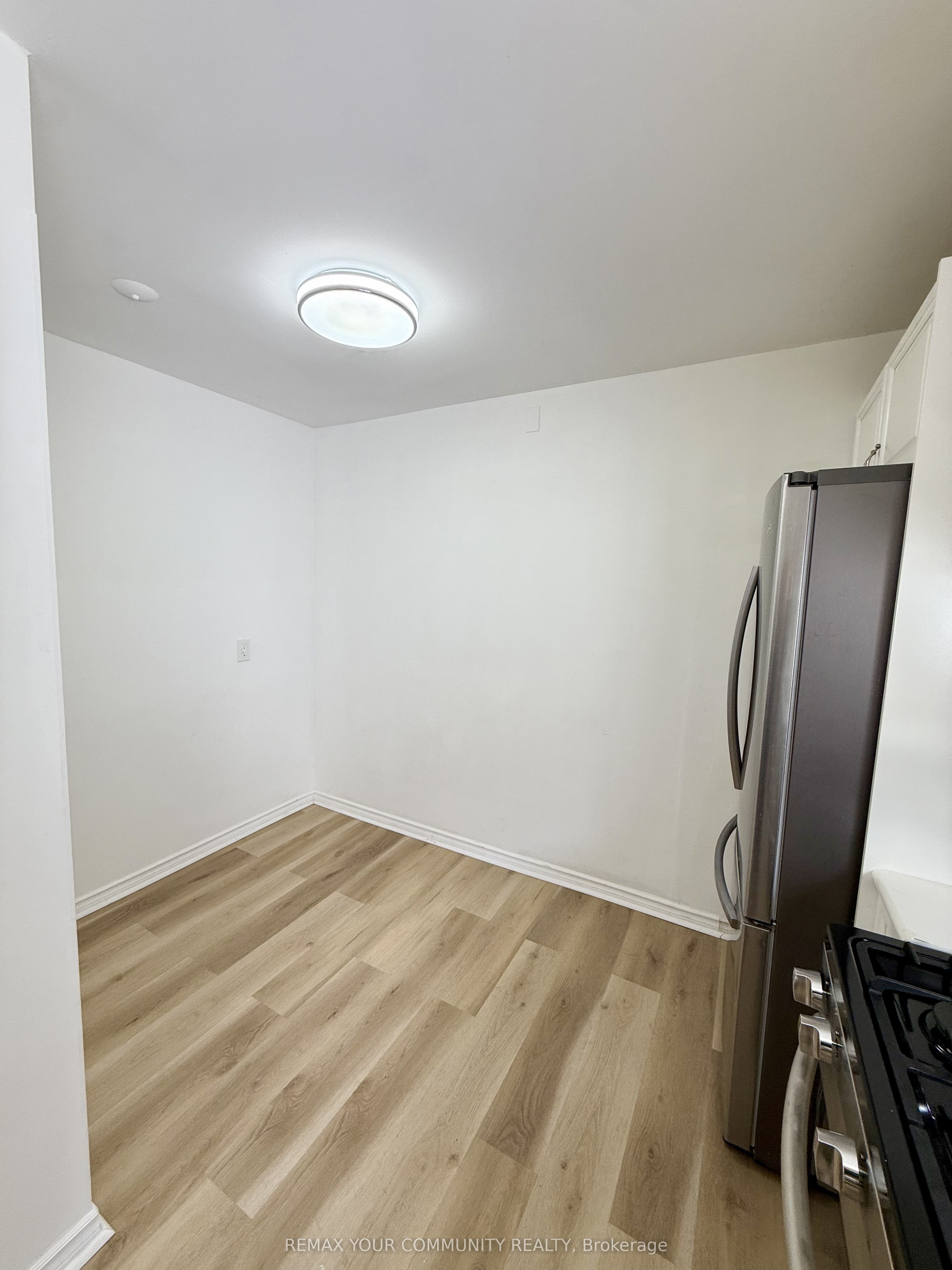 Additional image 5 of Upper-17 Regatta Crescent, Toronto, ON, M2R 2X7