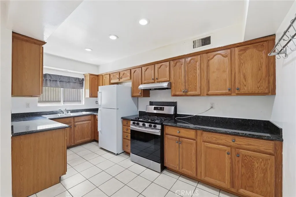 Additional image 34 of 330 N Howard Street Unit 108, Glendale, CA 91206