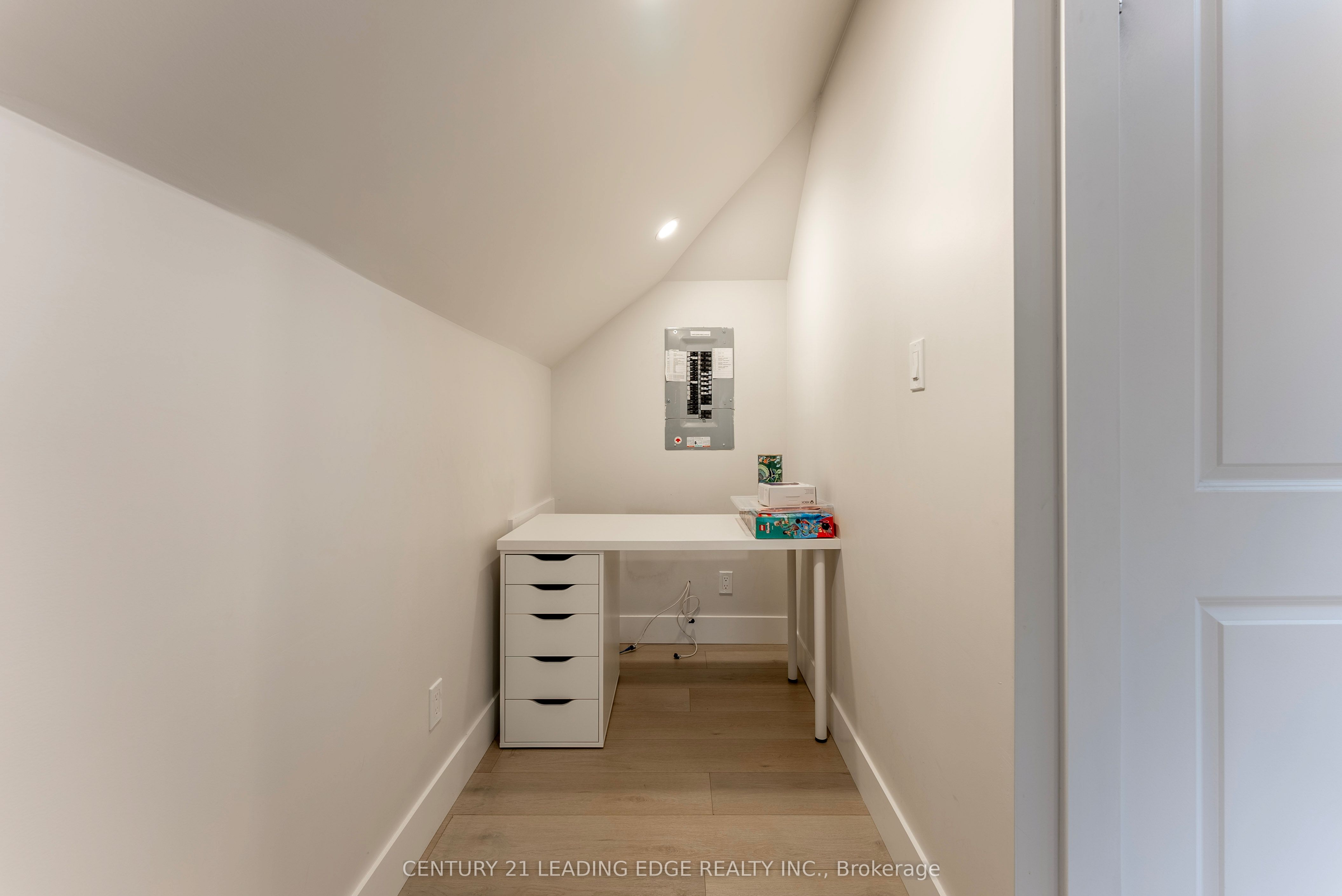 Additional image 3 of Loft Apartme-76 Prospect Street, Newmarket, ON, L3Y 3T2